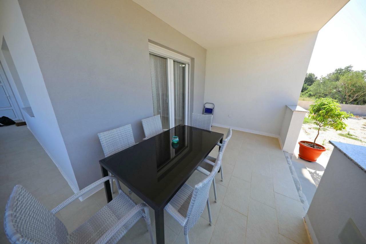 Sukošan Apartmani Vlado Mitar מראה חיצוני תמונה